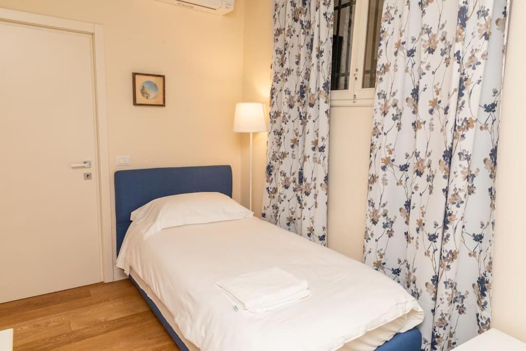 Appartamento Cozy Santa Maria Novella Uffizi Duomo 2beds-2baths